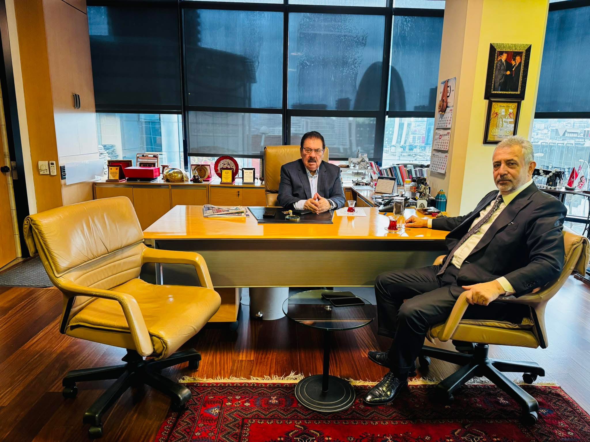Y&uuml;ksek İstişare Kurulu &Uuml;yemiz Sn. Zeki